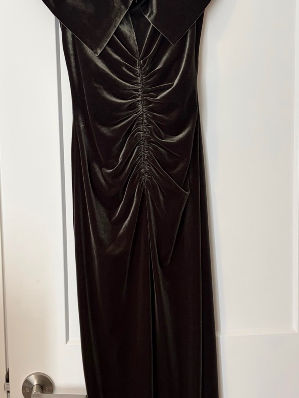 Velvet Sweetheart Off-Shoulder Strapless Gown in Olive Green size 10 - Picture 5 of 7